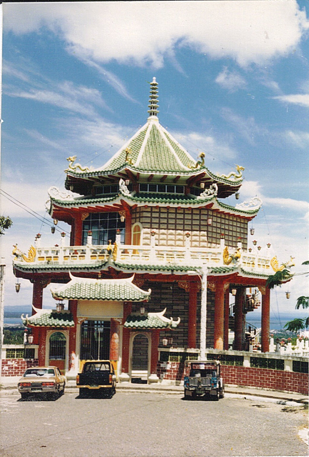Top Dome Highest Entrance Cebu Chinese Temple